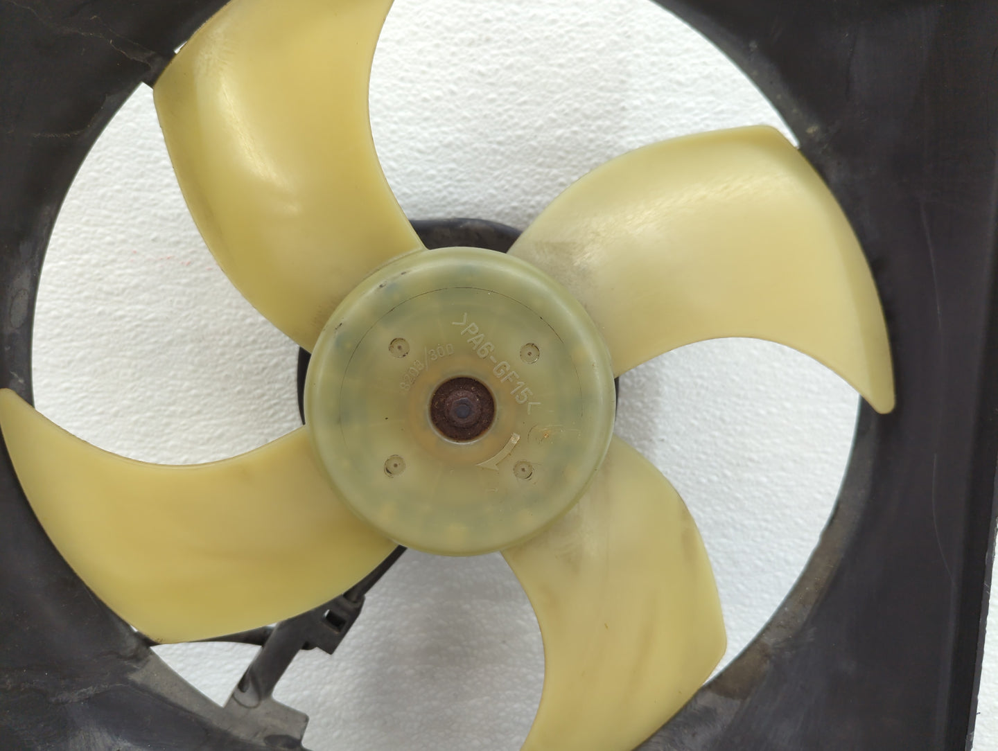 Subaru Outback Left Radiator Fan Motor Assembly - Oemusedautoparts1.com
