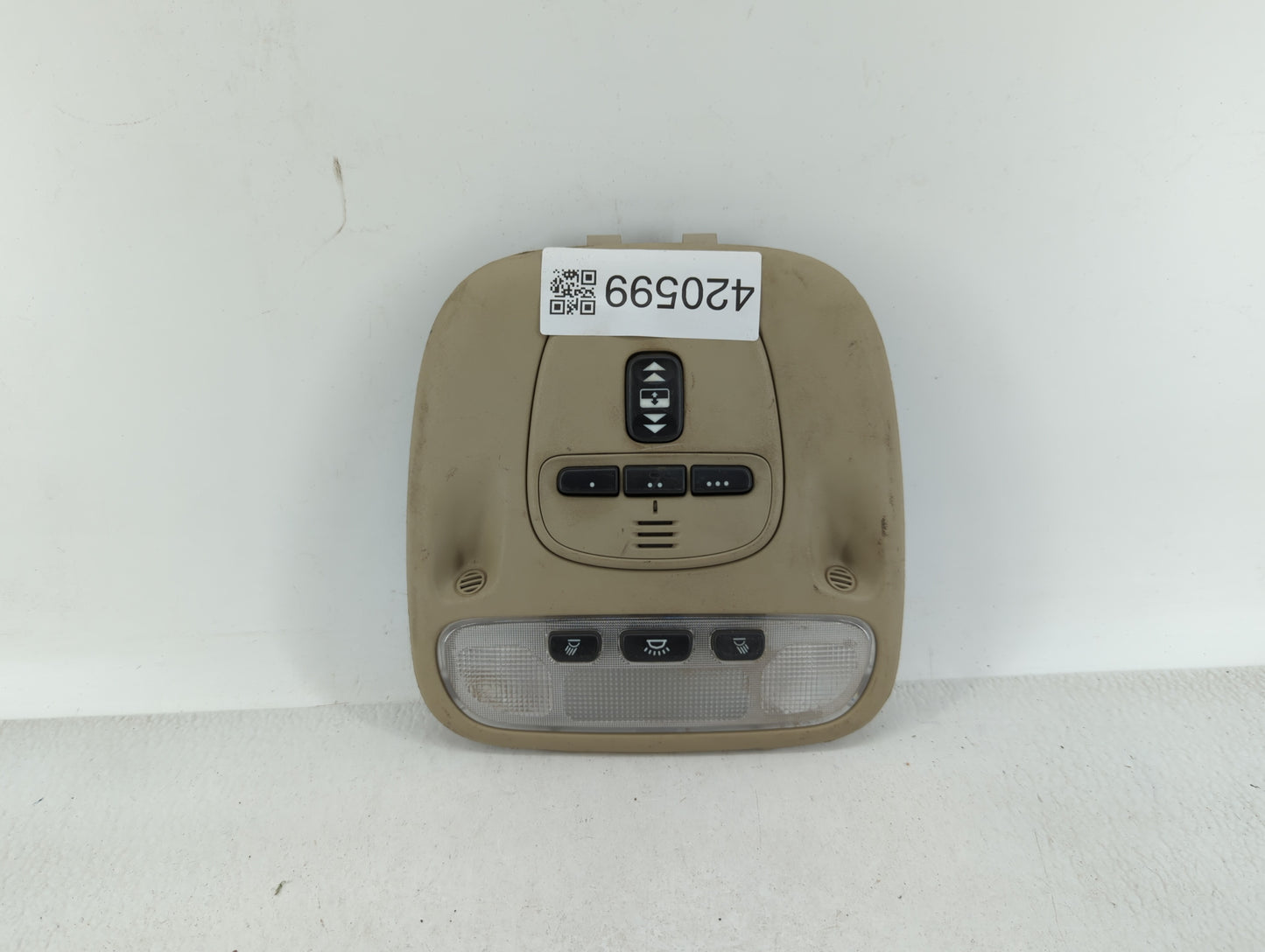 2002 Subaru Xt Overhead Roof Console - Oemusedautoparts1.com
