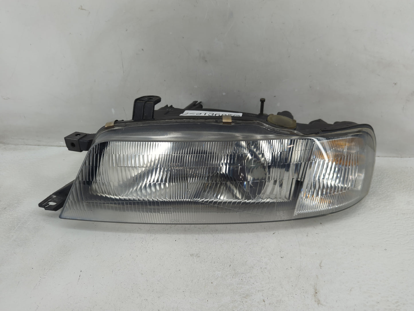 1999-2002 Suzuki Esteem Driver Left Oem Head Light Headlight Lamp - Oemusedautoparts1.com