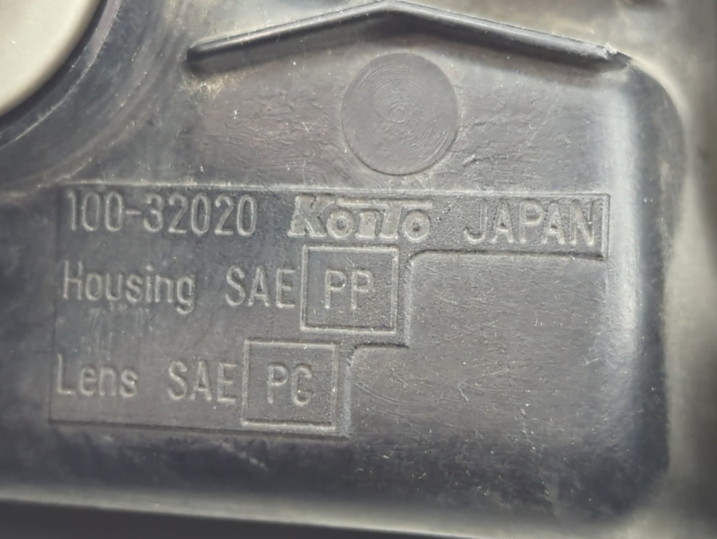 1999-2002 Suzuki Esteem Driver Left Oem Head Light Headlight Lamp - Oemusedautoparts1.com