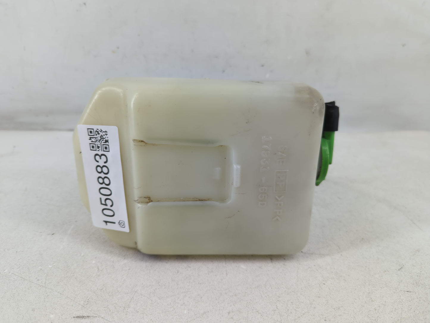 2000-2003 Suzuki Vitara Windshield Washer Fluid Reservoir Bottle Oem - Oemusedautoparts1.com