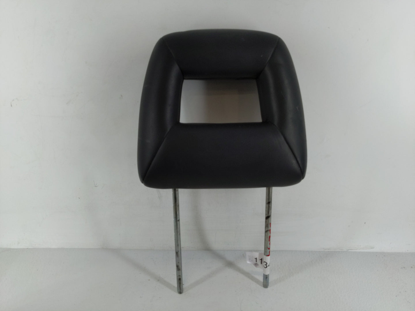 2002 Suzuki Xl-7 Headrest Head Rest Rear Seat Fits OEM Used Auto Parts - Oemusedautoparts1.com