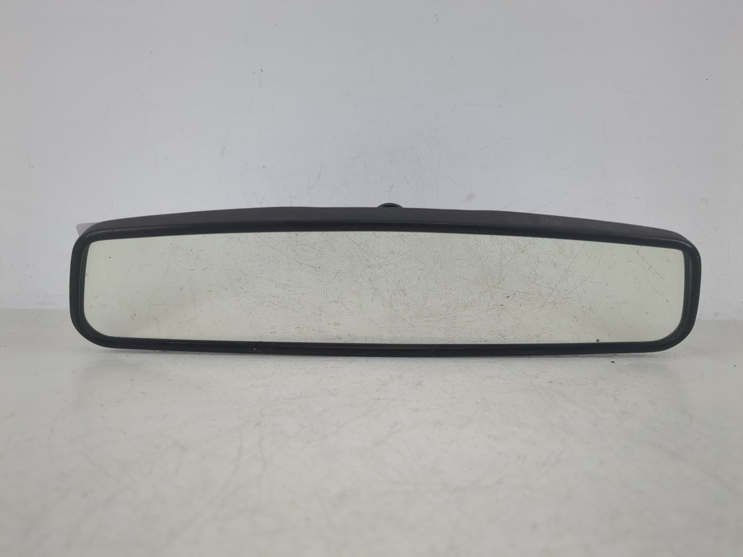 2002 Suzuki Xl-7 Interior Rear View Mirror Replacement OEM P/N:E8011083 Fits OEM Used Auto Parts - Oemusedautoparts1.com