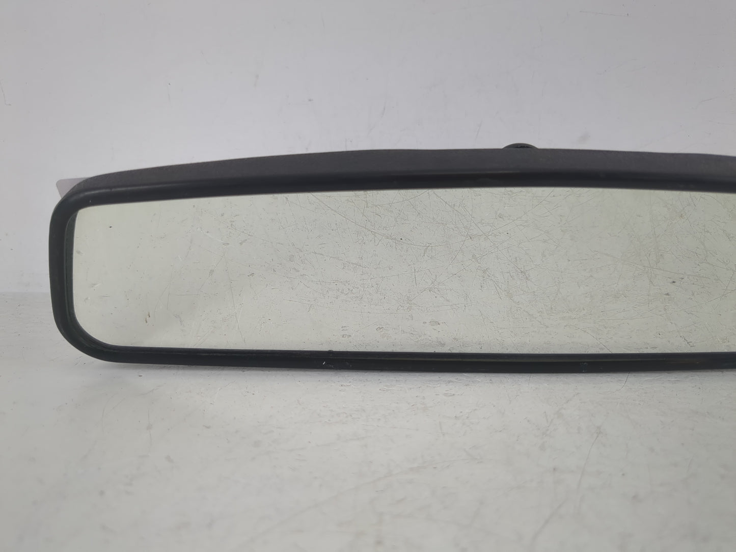 2002 Suzuki Xl-7 Interior Rear View Mirror Replacement OEM P/N:E8011083 Fits OEM Used Auto Parts - Oemusedautoparts1.com