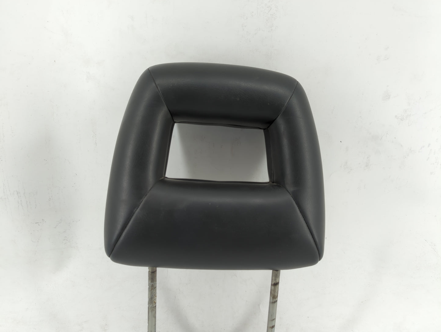 2002 Suzuki Xl-7 Headrest Head Rest Rear Seat Black - Oemusedautoparts1.com