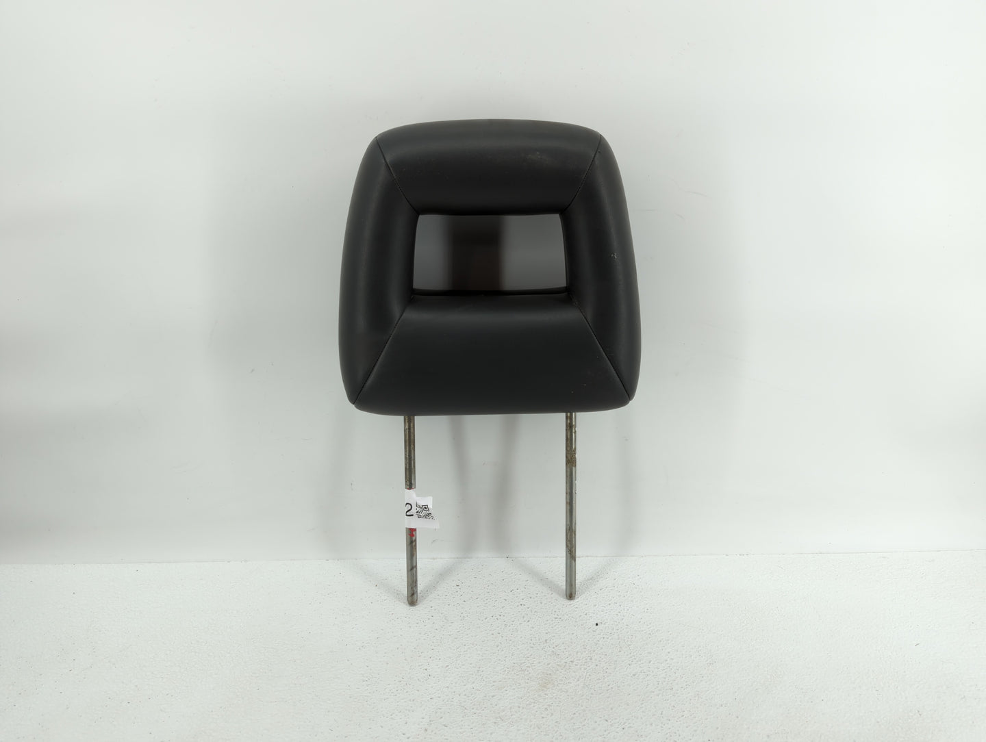 2002 Suzuki Xl-7 Headrest Head Rest Rear Seat Black - Oemusedautoparts1.com