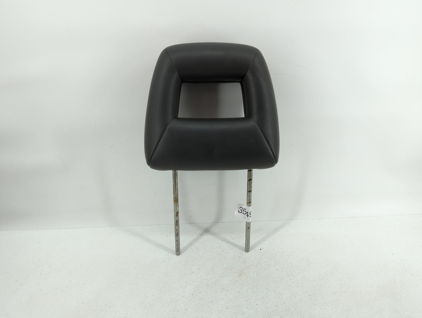 2002 Suzuki Xl-7 Headrest Head Rest Rear Seat Black - Oemusedautoparts1.com
