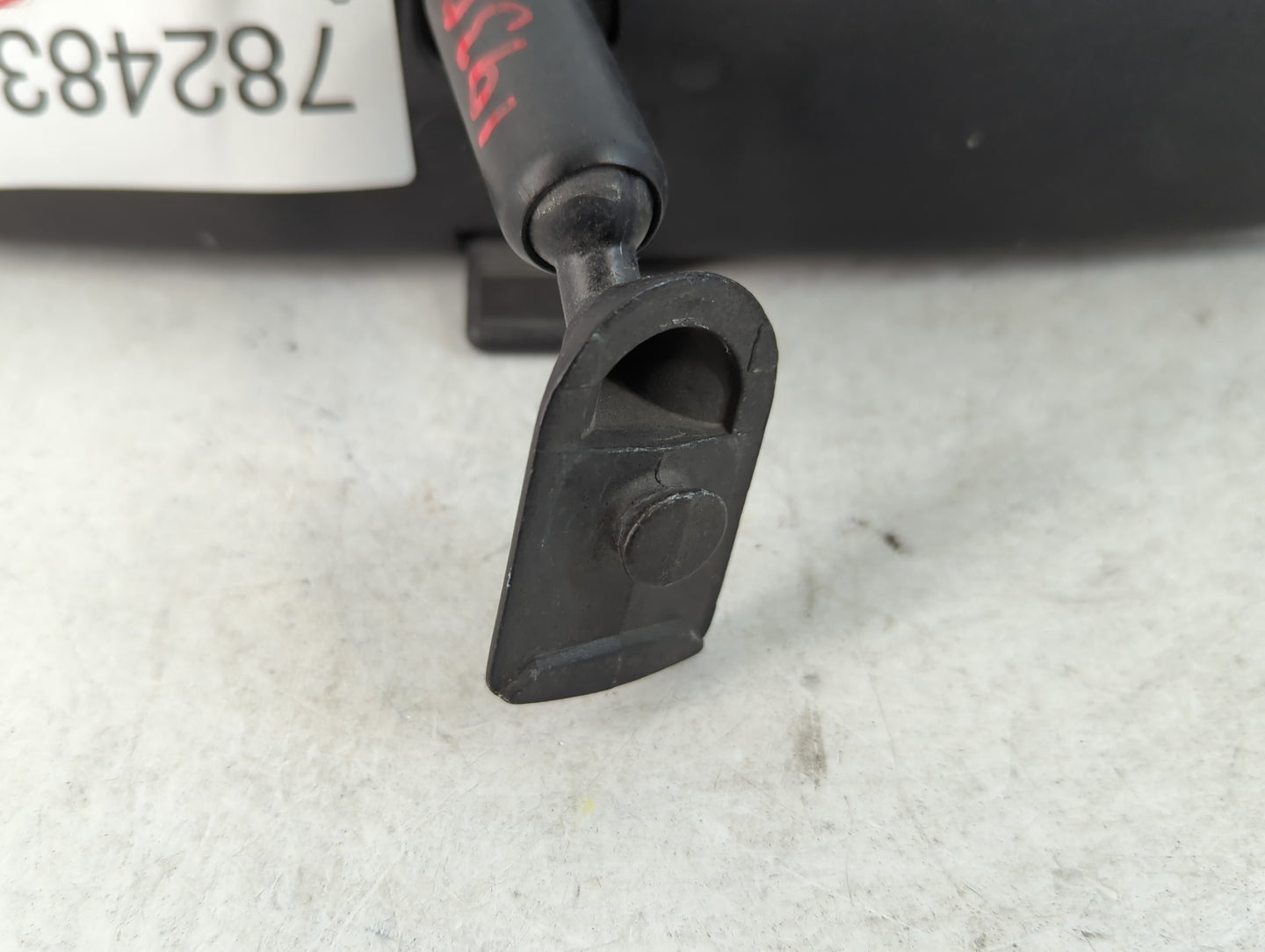 2002 Suzuki Xl-7 Interior Rear View Mirror Replacement OEM P/N:E8011083 Fits OEM Used Auto Parts - Oemusedautoparts1.com