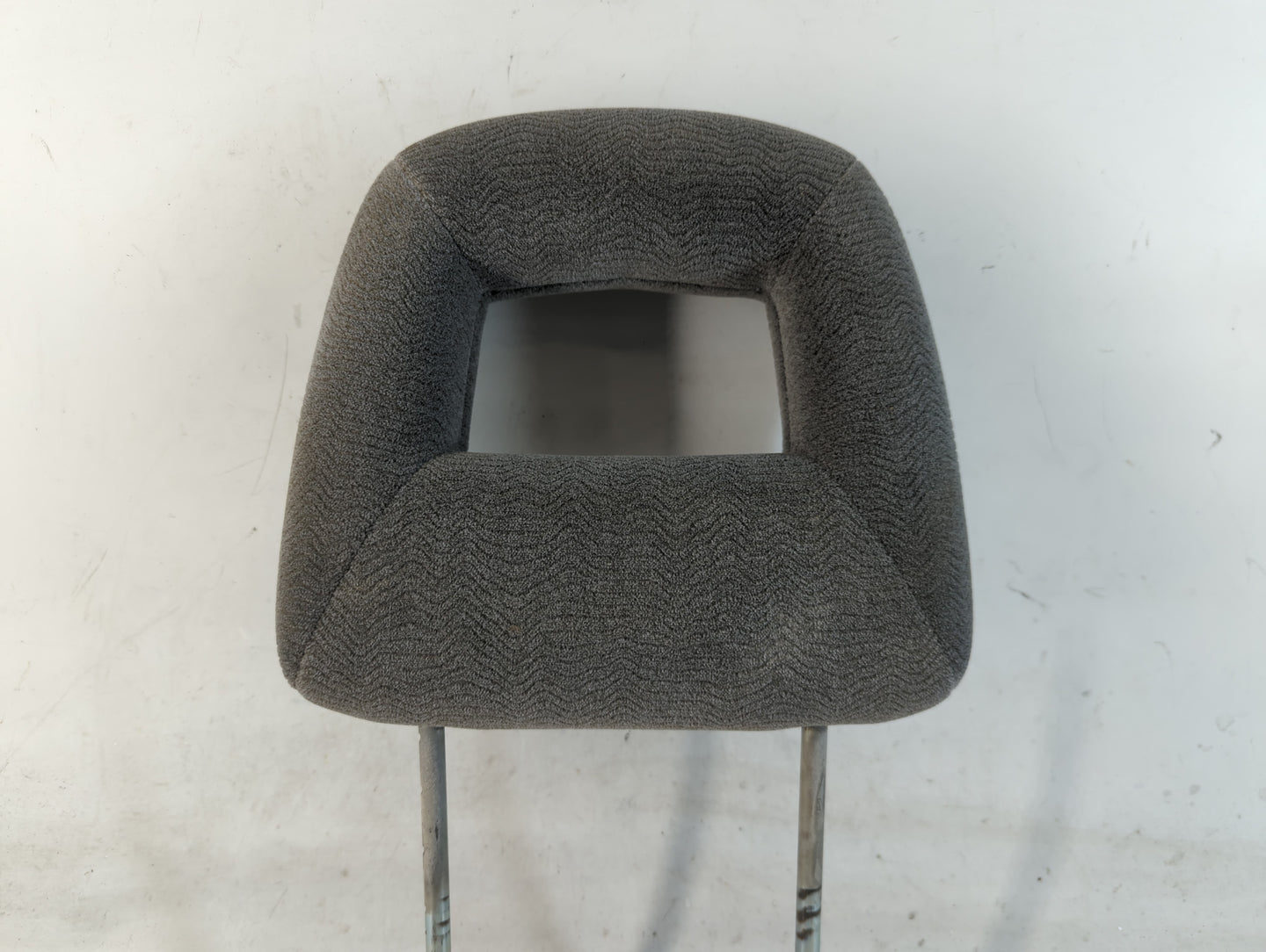 2002 Suzuki Xl-7 Headrest Head Rest Front Driver Passenger Seat Fits OEM Used Auto Parts - Oemusedautoparts1.com
