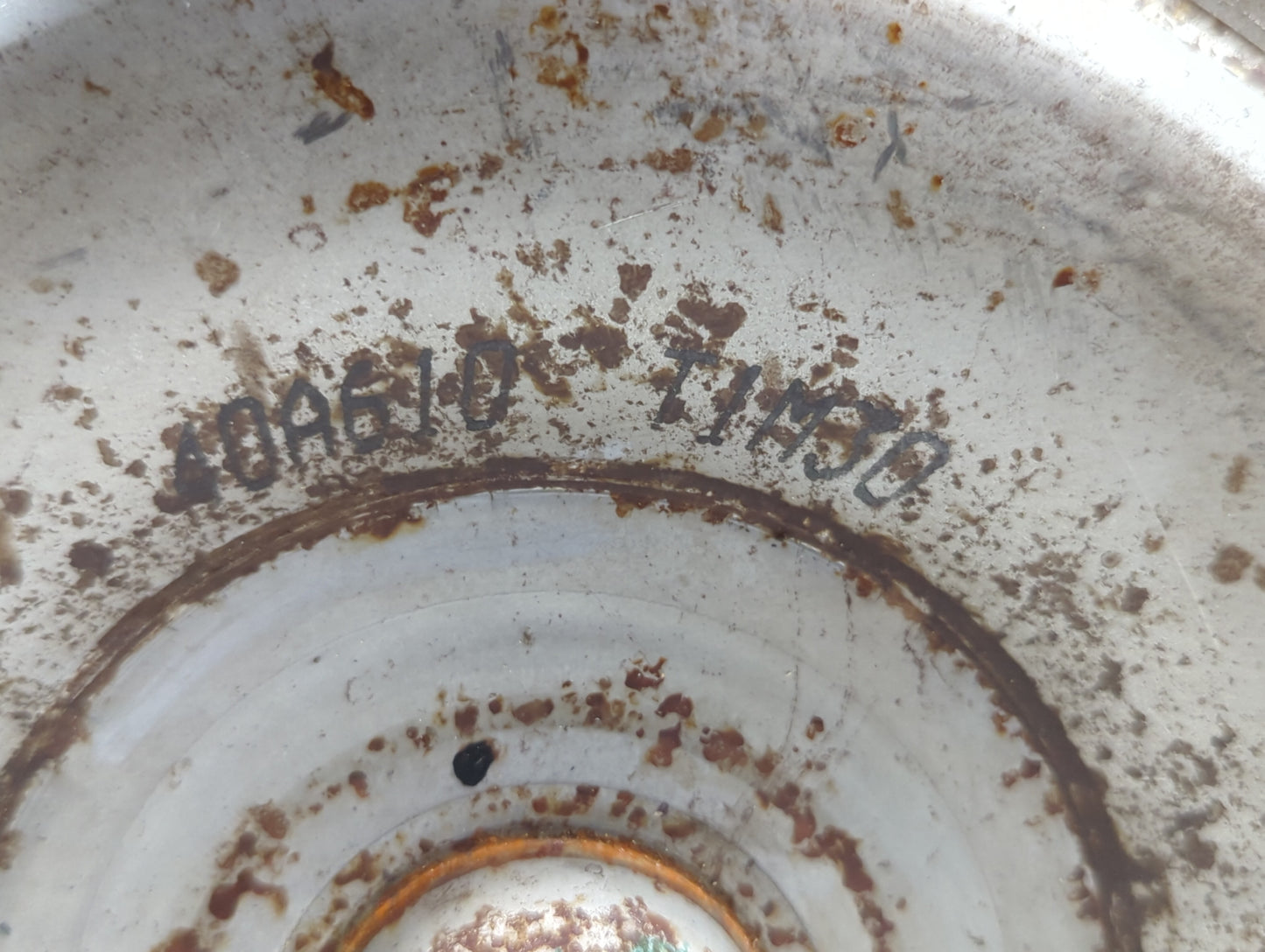 2002 Suzuki Xl-7 Torque Converter Automatic Transmission OEM P/N:40A670 Fits OEM Used Auto Parts - Oemusedautoparts1.com