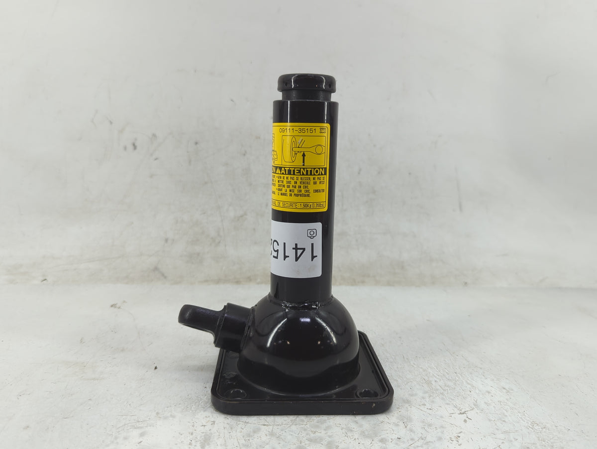 2002 Toyota 4runner Spare Scissor Car Jack - Oemusedautoparts1.com