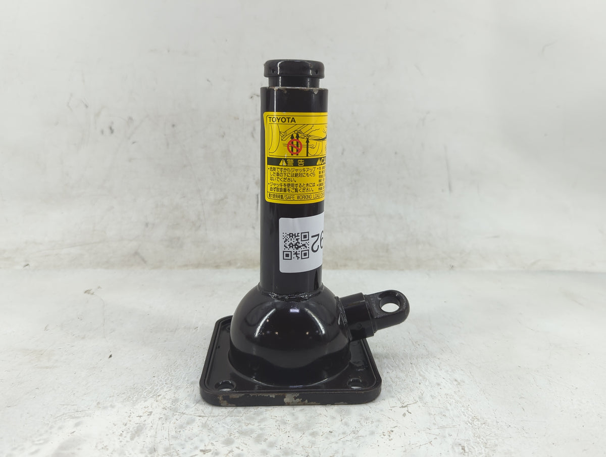 2002 Toyota 4runner Spare Scissor Car Jack - Oemusedautoparts1.com
