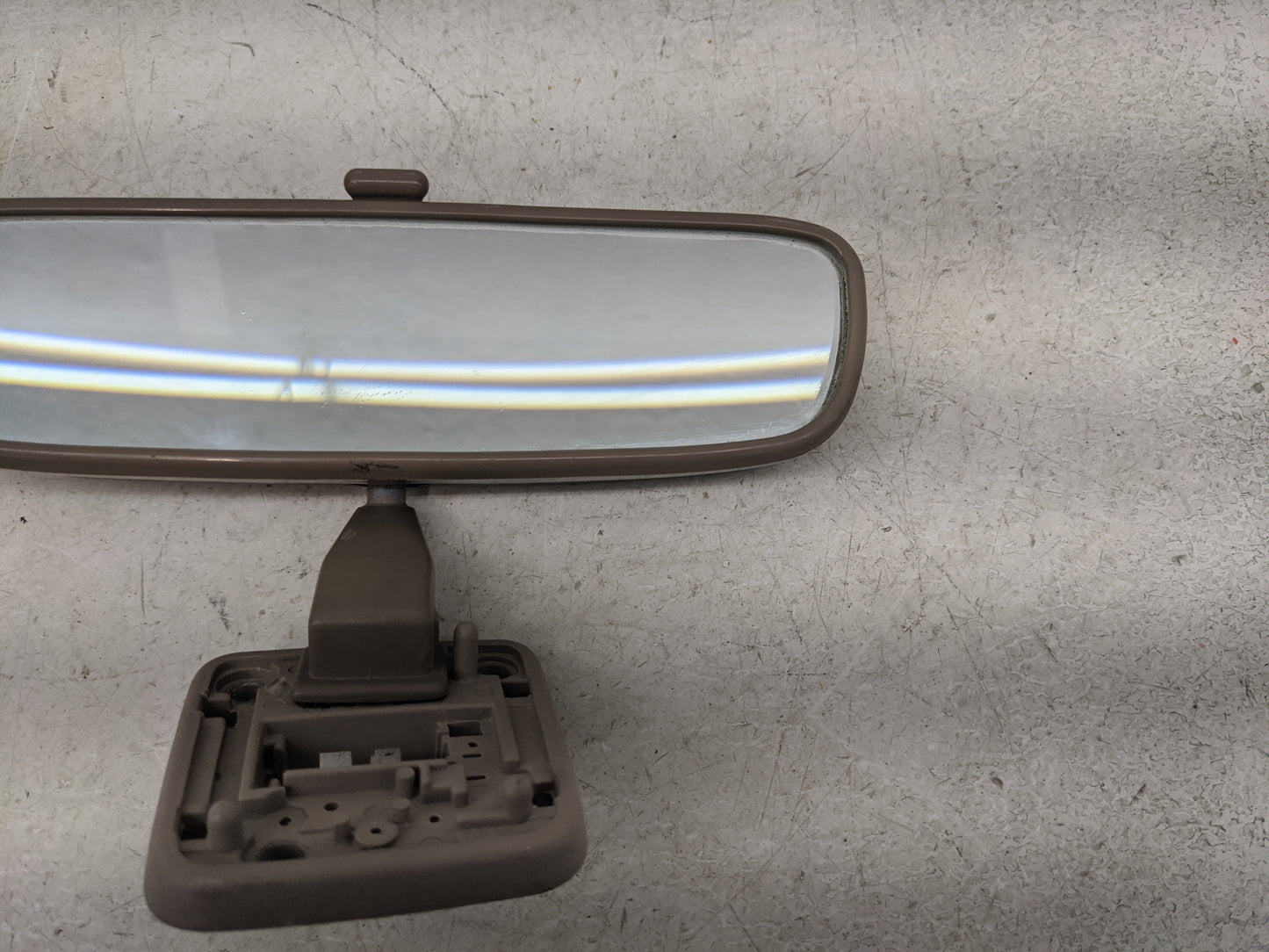 2002 Toyota 4runner Interior Rear View Mirror Replacement OEM P/N:8086 02*634, 00634 Fits OEM Used Auto Parts - Oemusedautop