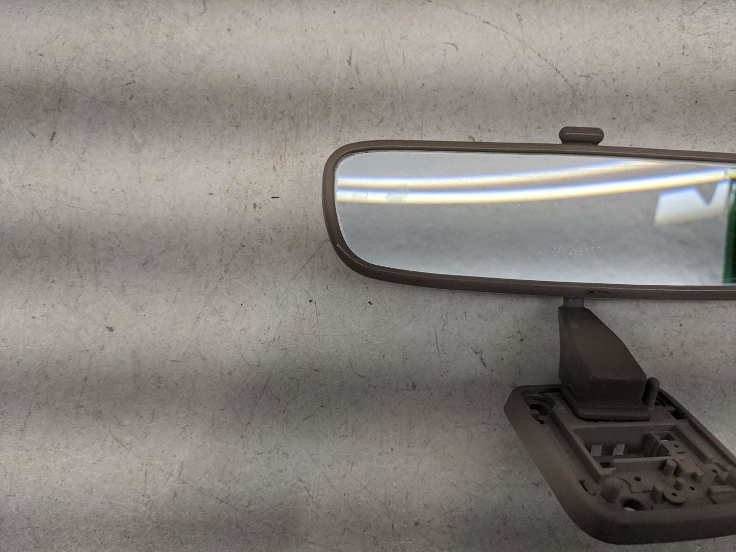 2002 Toyota 4runner Interior Rear View Mirror Replacement OEM P/N:8086 02*634, 00634 Fits OEM Used Auto Parts - Oemusedautop