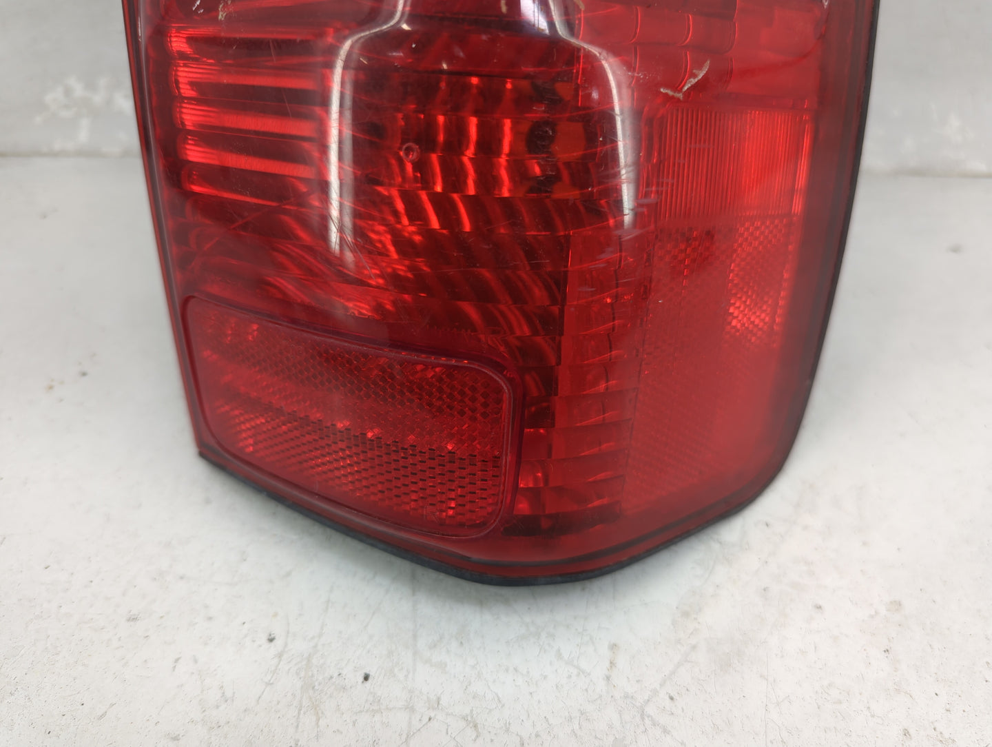 2002 Toyota 4runner Tail Light Assembly Passenger Right OEM P/N:WY21W Fits OEM Used Auto Parts - Oemusedautoparts1.com