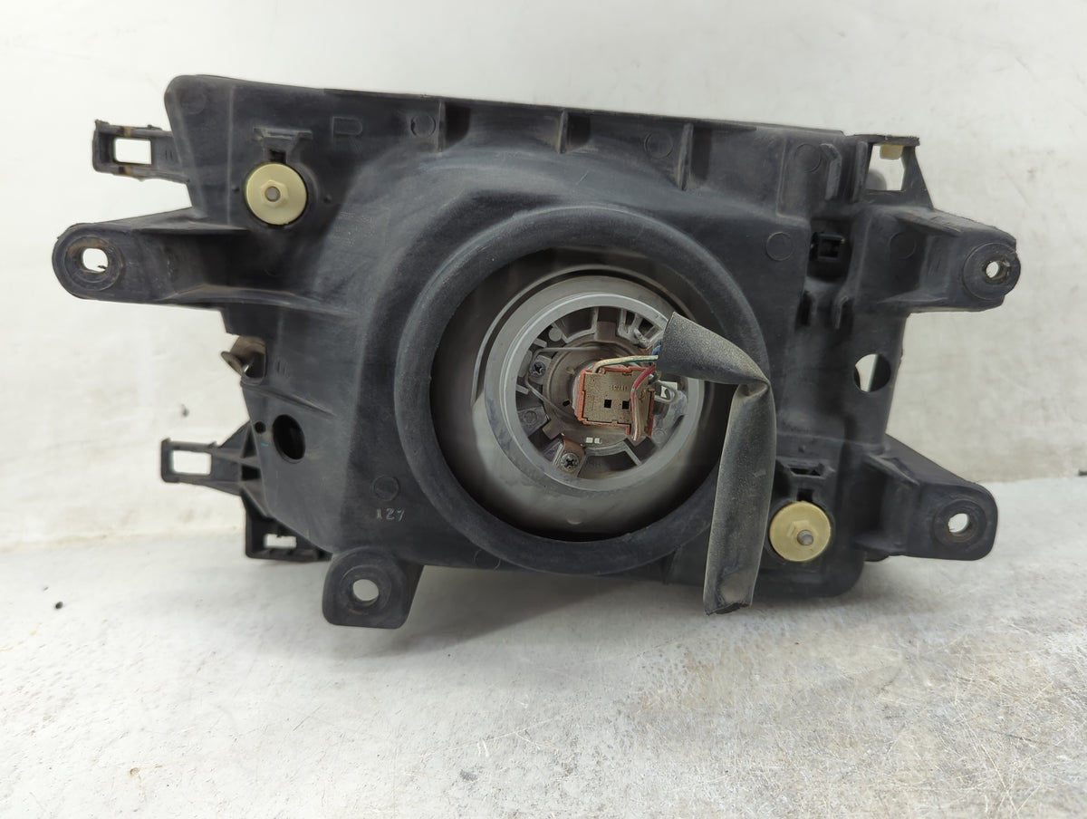 1999-2002 Toyota 4runner Passenger Right Oem Head Light Headlight Lamp - Oemusedautoparts1.com