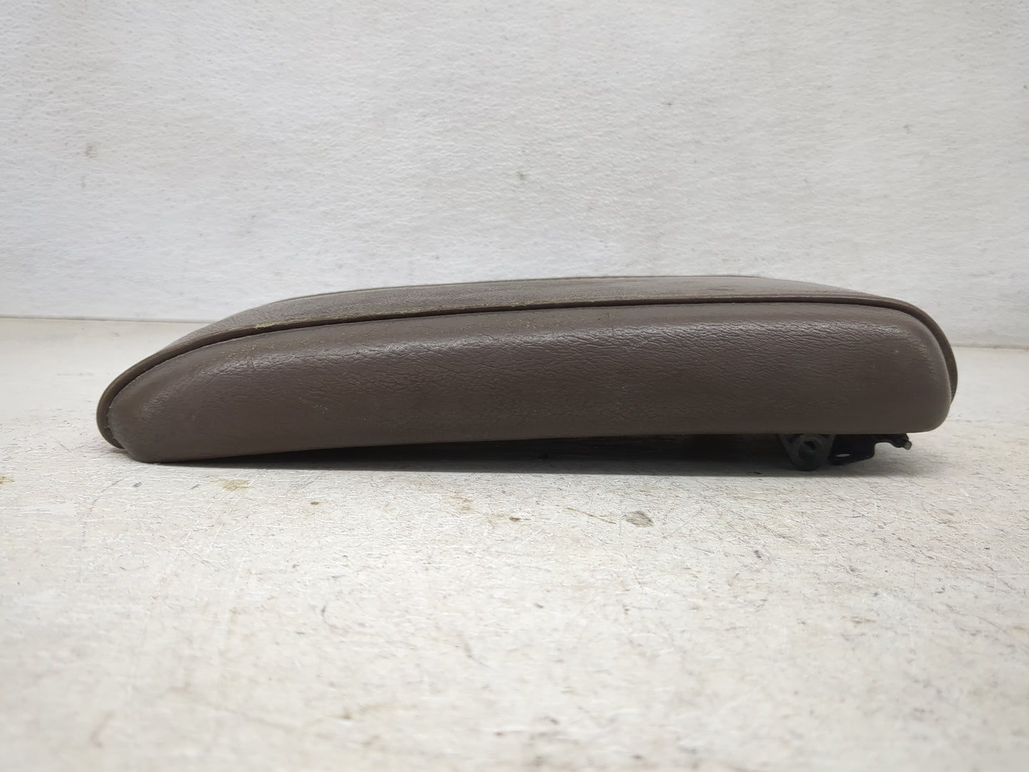 2002 Toyota 4runner Center Console Armrest Cover Lid Fits OEM Used Auto Parts - Oemusedautoparts1.com
