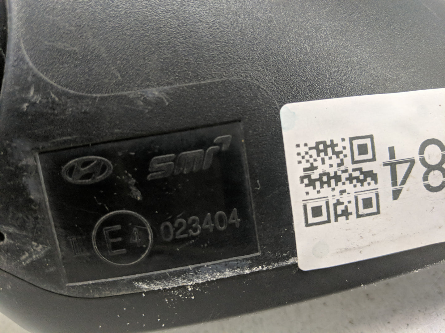 2000-2004 Toyota Avalon Side Mirror Replacement Driver Left View Door Mirror P/N:E1023404 Fits Fits 2000 2001 2002 2003 2004