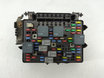 compare product 2002 Toyota Avalon Fusebox Fuse Box Panel Relay Module P/N:15328806-05 Fits OEM Used Auto Parts