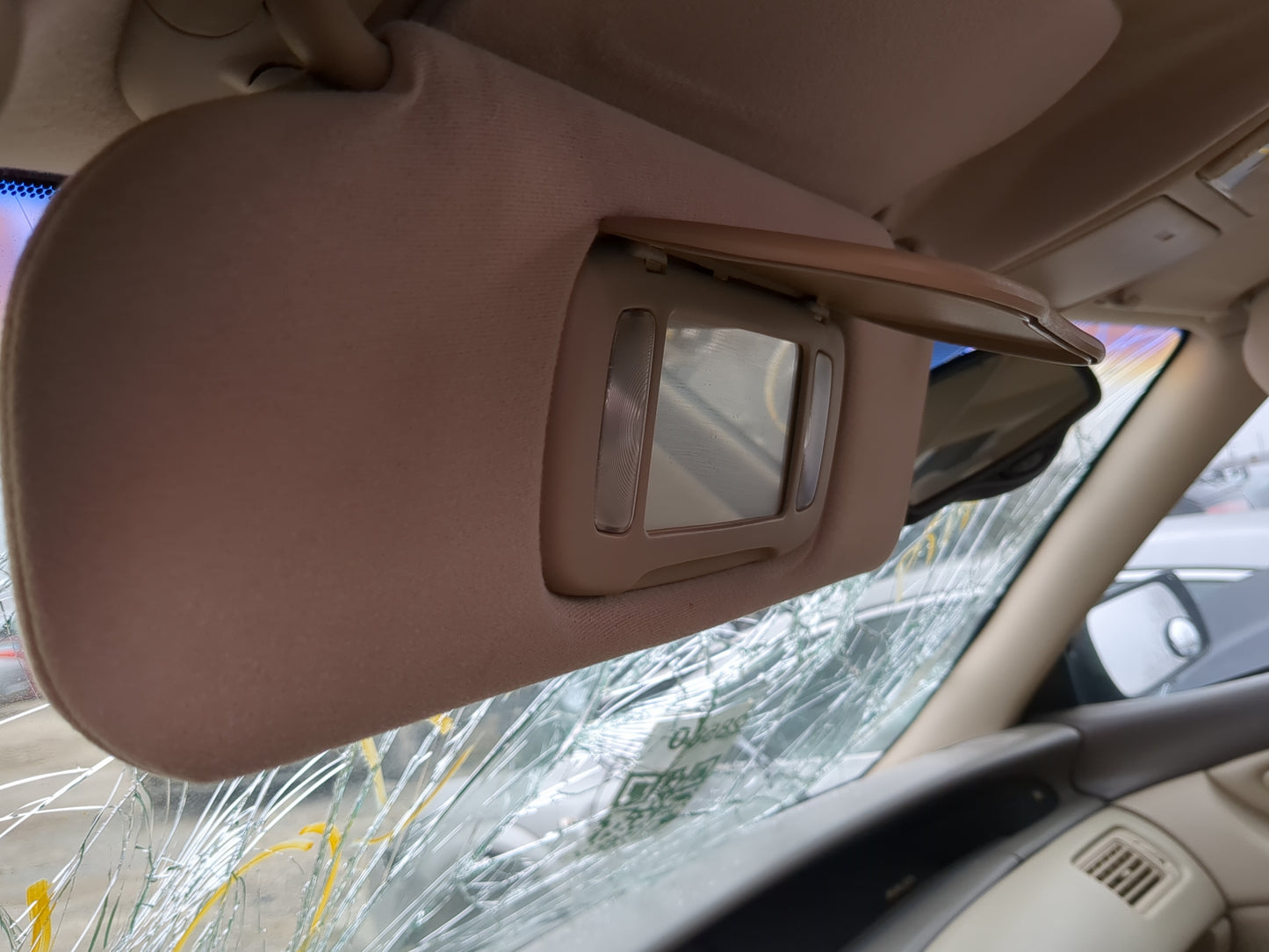 2002-2004 Toyota Avalon Sun Visor Shade Replacement Driver Left Mirror Fits Fits 2002 2003 2004 OEM Used Auto Parts - Oemuse