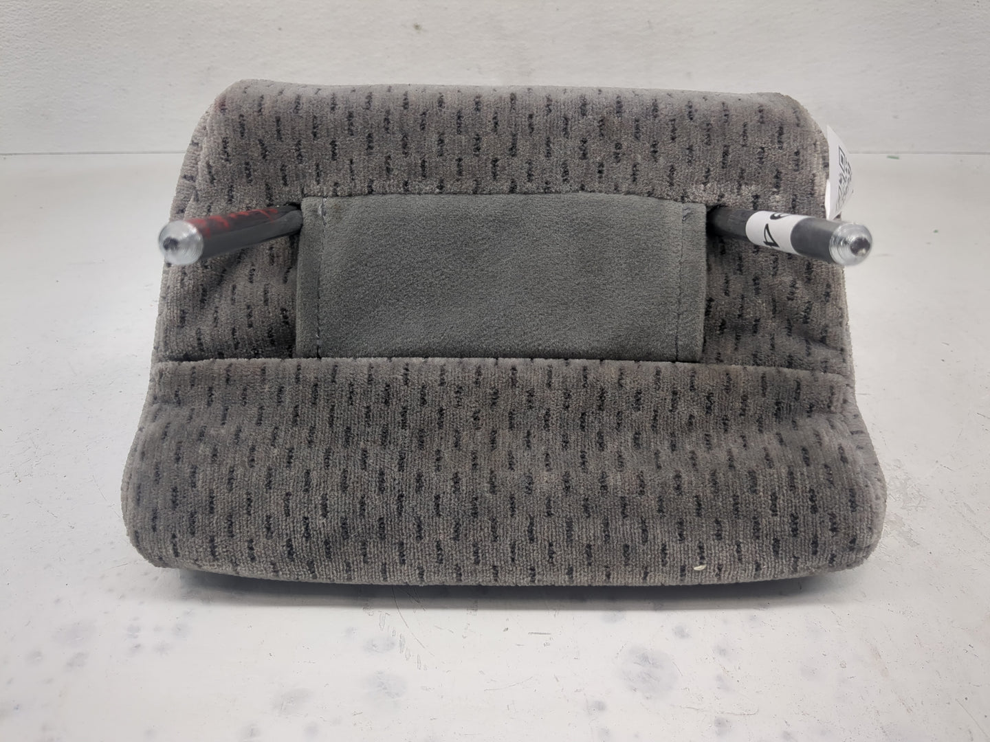 2002 Toyota Camry Headrest Head Rest Rear Center Seat Fits OEM Used Auto Parts - Oemusedautoparts1.com