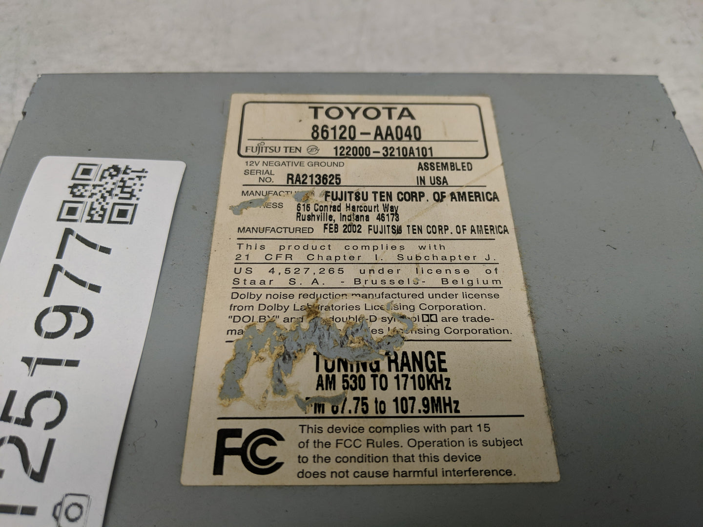 2002-2004 Toyota Camry Radio AM FM Cd Player Receiver Replacement P/N:86120-AA040 Fits Fits 2002 2003 2004 OEM Used Auto Par