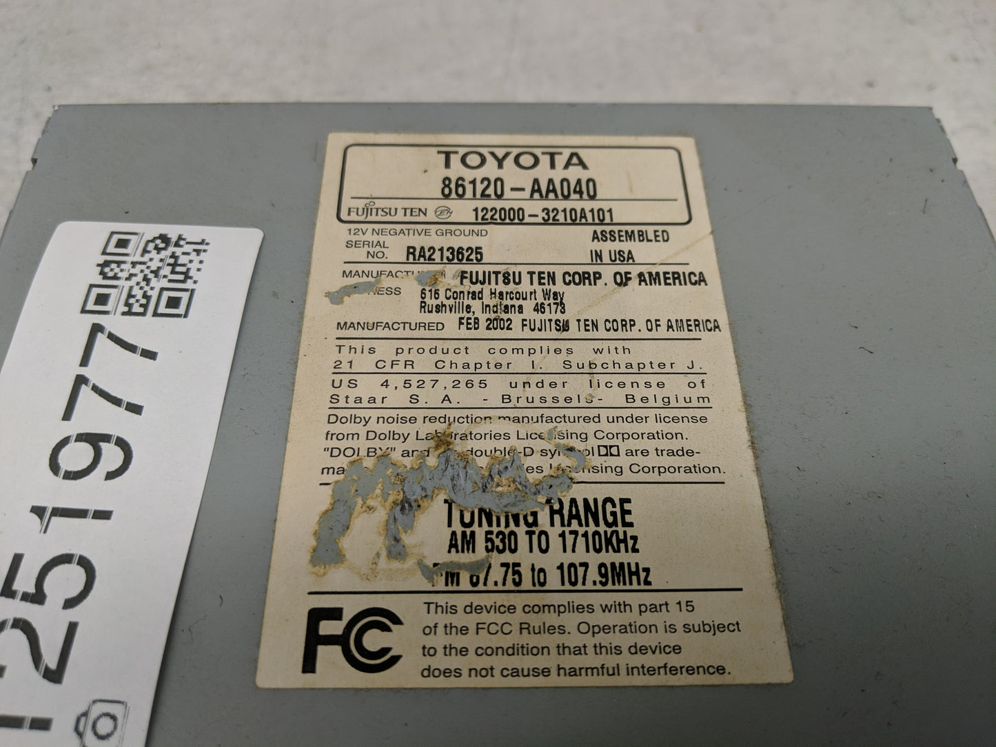 2002-2004 Toyota Camry Radio AM FM Cd Player Receiver Replacement P/N:86120-AA040 Fits Fits 2002 2003 2004 OEM Used Auto Par