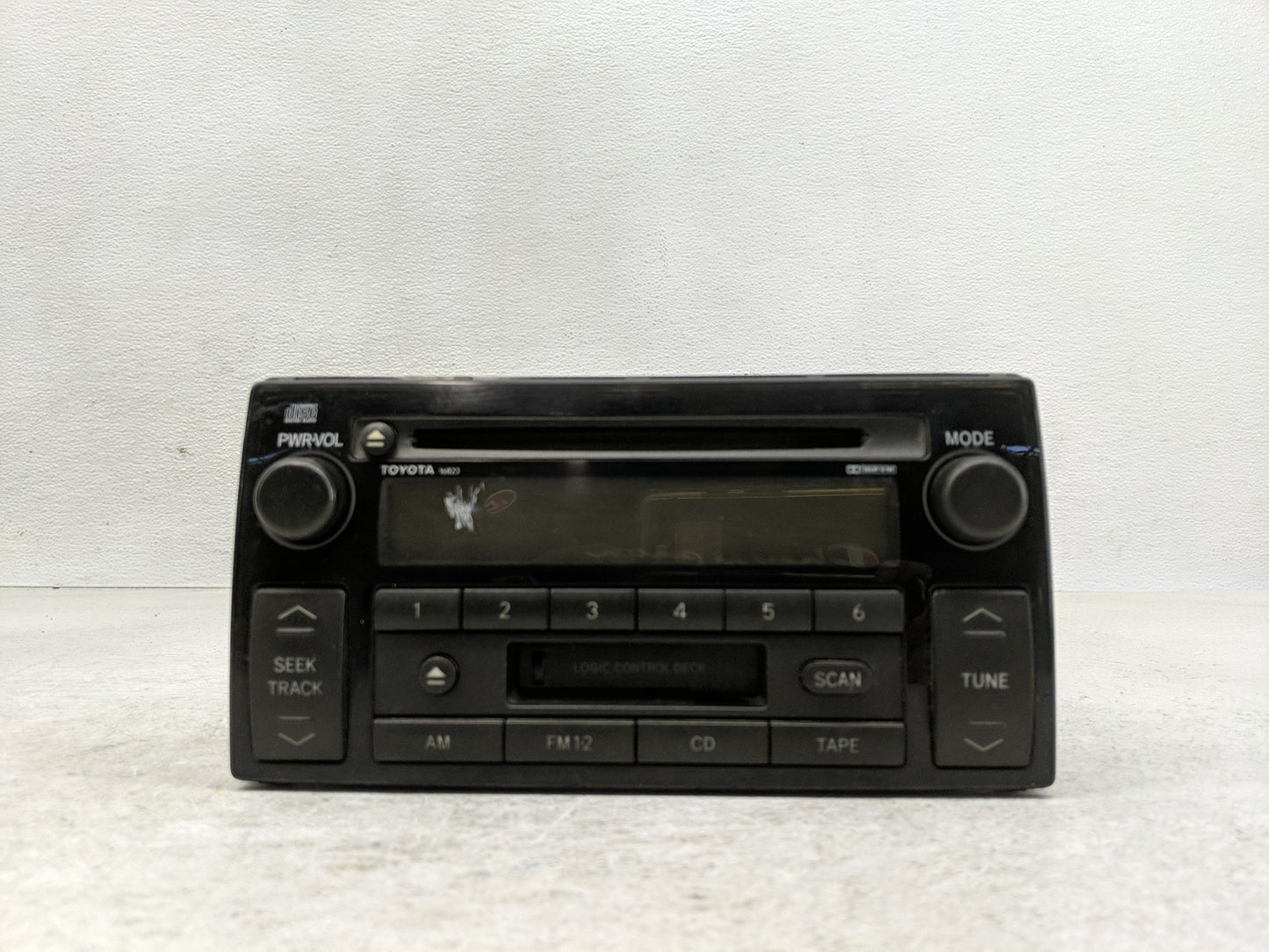 2002-2004 Toyota Camry Radio AM FM Cd Player Receiver Replacement P/N:86120-AA040 Fits Fits 2002 2003 2004 OEM Used Auto Par