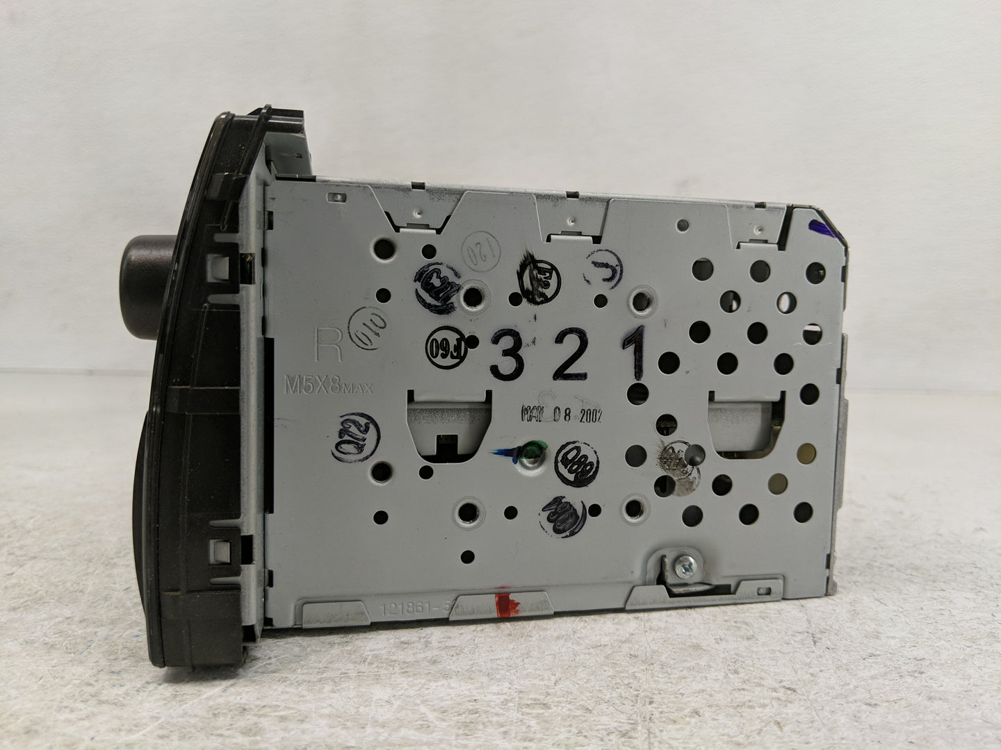 2002-2004 Toyota Camry Radio AM FM Cd Player Receiver Replacement P/N:86120-AA040 Fits Fits 2002 2003 2004 OEM Used Auto Par