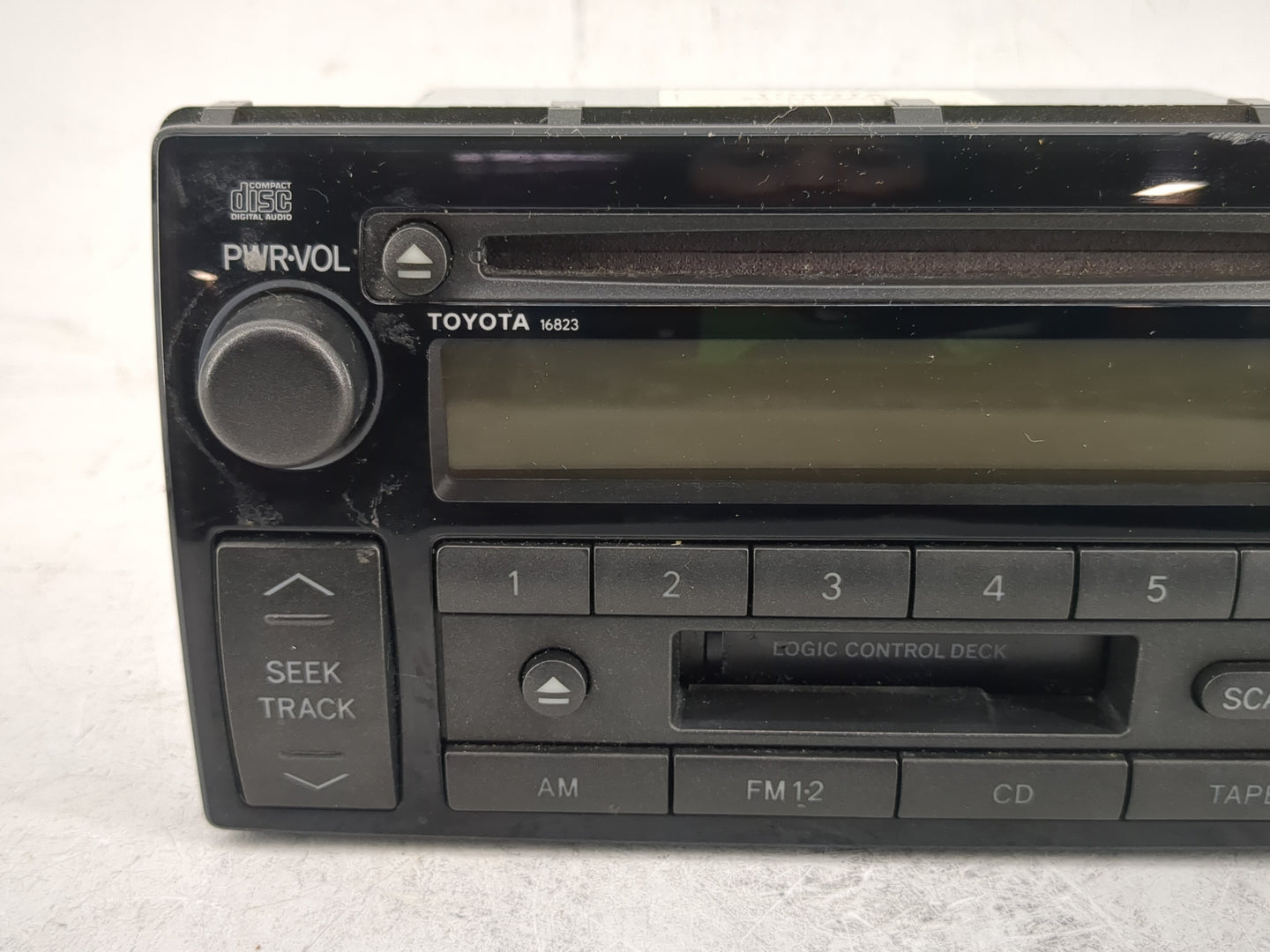 2002-2004 Toyota Camry Radio AM FM Cd Player Receiver Replacement P/N:86120-AA040 Fits Fits 2002 2003 2004 OEM Used Auto Par