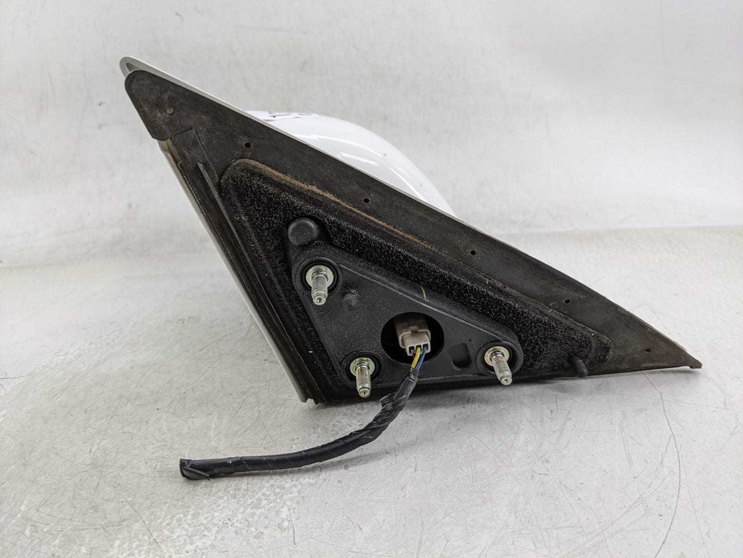 2002-2006 Toyota Camry Driver Side View Mirror - Left Door Mirror OEM Used - Oemusedautoparts1.com