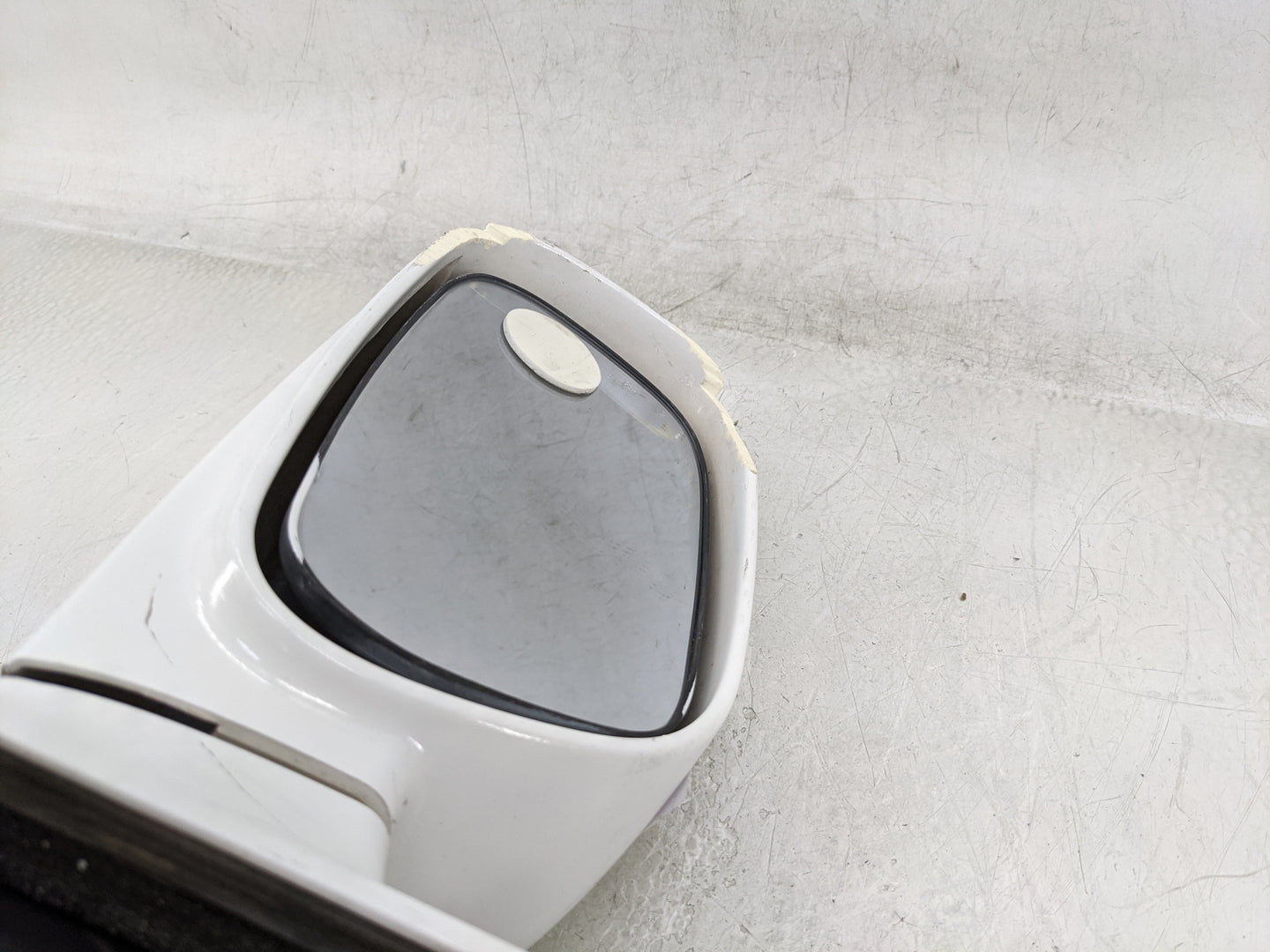2002-2006 Toyota Camry Driver Side View Mirror - Left Door Mirror OEM Used - Oemusedautoparts1.com