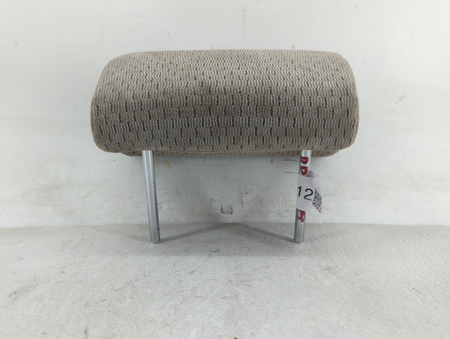 2002-2003 Toyota Camry Headrest Head Rest Rear Center Seat Fits Fits 2002 2003 OEM Used Auto Parts - Oemusedautoparts1.com