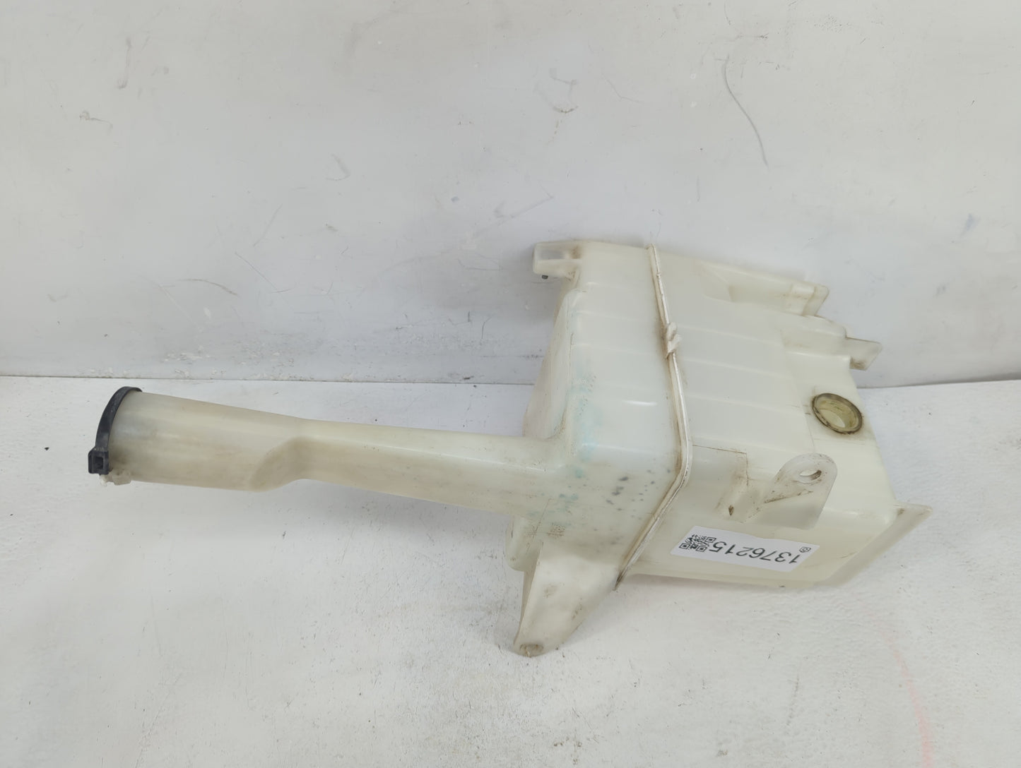 2002-2006 Toyota Camry Windshield Washer Fluid Reservoir Bottle 1376215 - Oemusedautoparts1.com