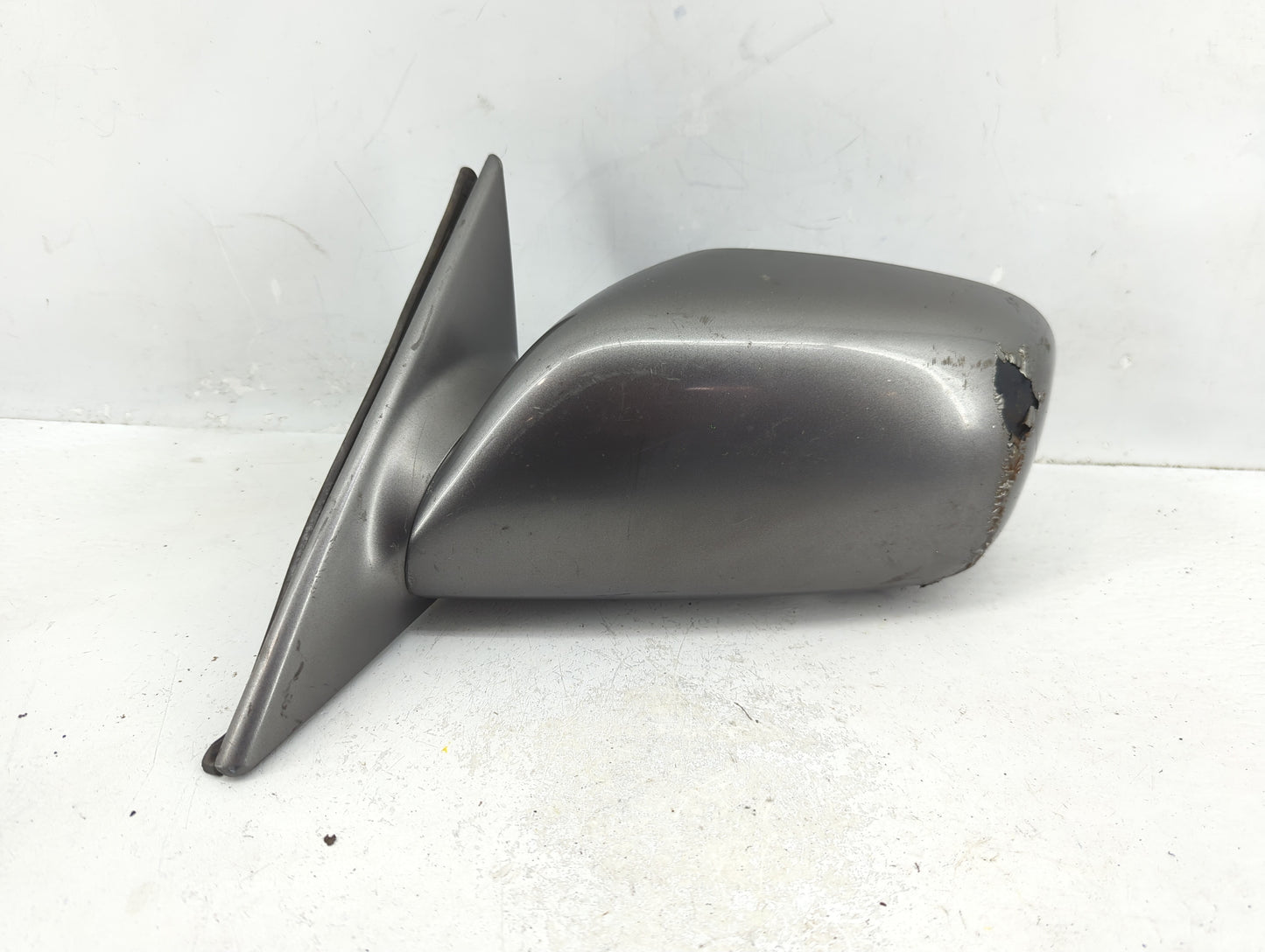2002-2006 Toyota Camry Driver Side View Mirror - Left Door Mirror OEM Used - Oemusedautoparts1.com