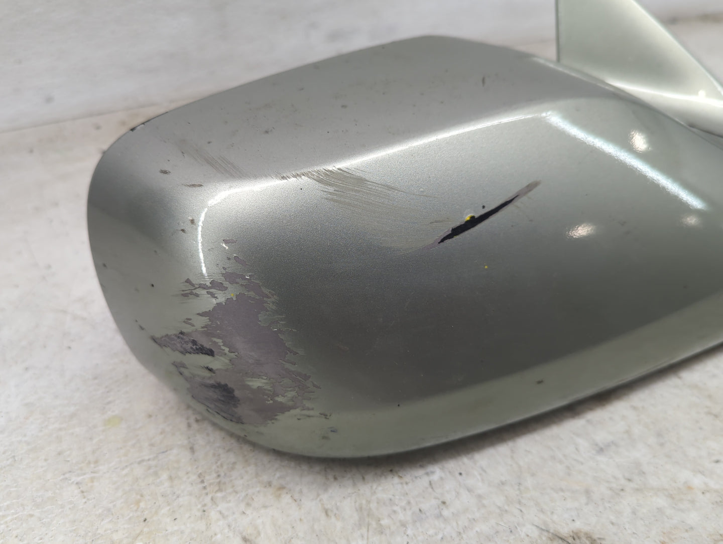 2002-2006 Toyota Camry Passenger Side View Mirror - Right Door Mirror OEM Used - Oemusedautoparts1.com