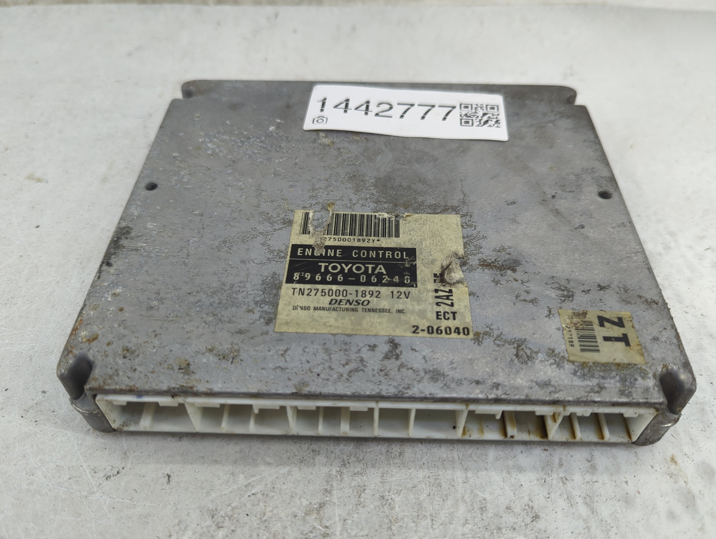 2002 Toyota Camry PCM Engine Control Computer ECU ECM PCU OEM P/N:89666-06240 TN275000-1892 Fits OEM Used Auto Parts - Oemus