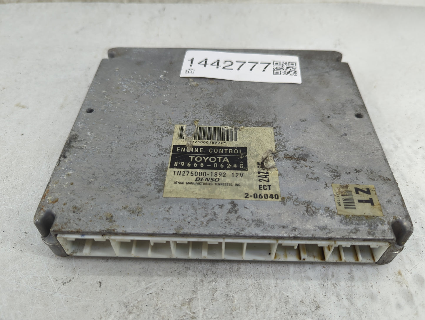 2002 Toyota Camry PCM Engine Control Computer ECU ECM PCU OEM P/N:89666-06240 TN275000-1892 Fits OEM Used Auto Parts - Oemus