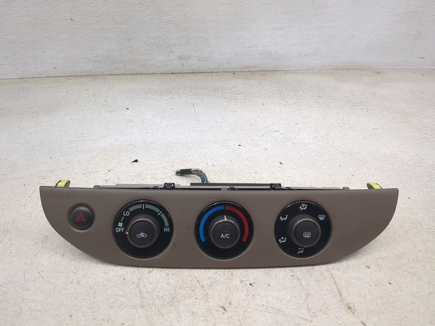 2002-2006 Toyota Camry Climate Control Module Temperature AC/Heater Replacement P/N:55902-2B050 Fits Fits 2002 2003 2004 200