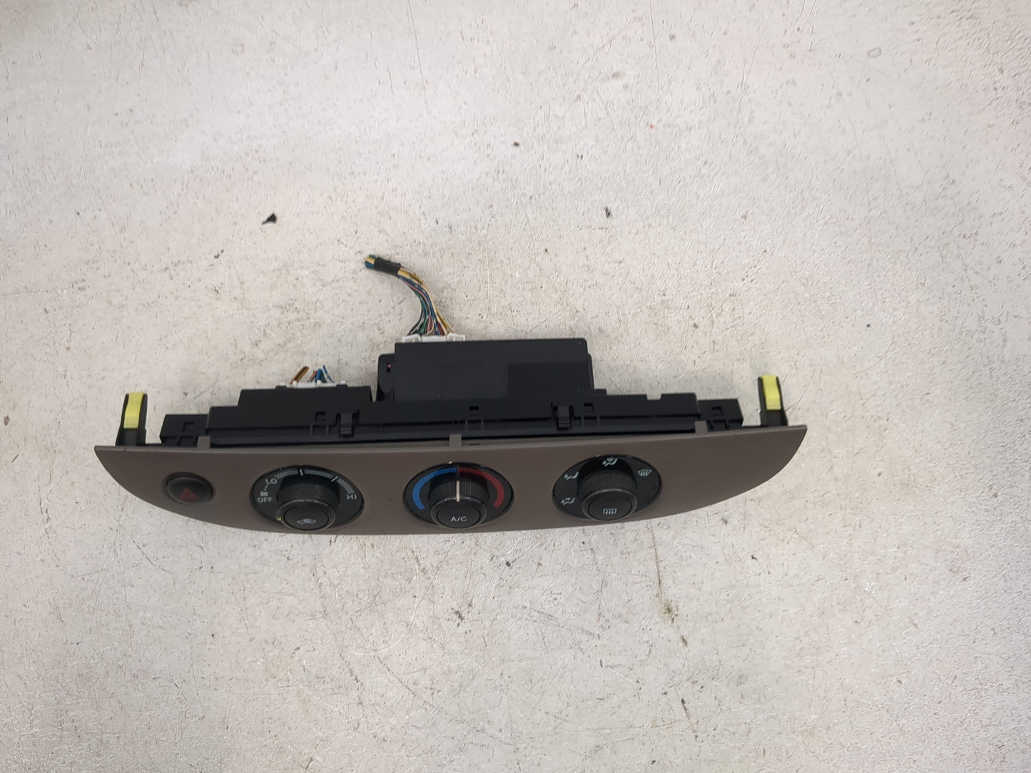 2002-2006 Toyota Camry Climate Control Module Temperature AC/Heater Replacement P/N:55902-2B050 Fits Fits 2002 2003 2004 200