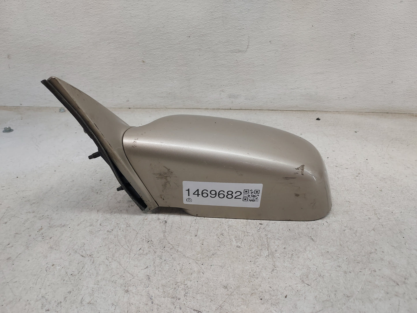 2002-2006 Toyota Camry Driver Side View Mirror - Left Door Mirror OEM Used - Oemusedautoparts1.com