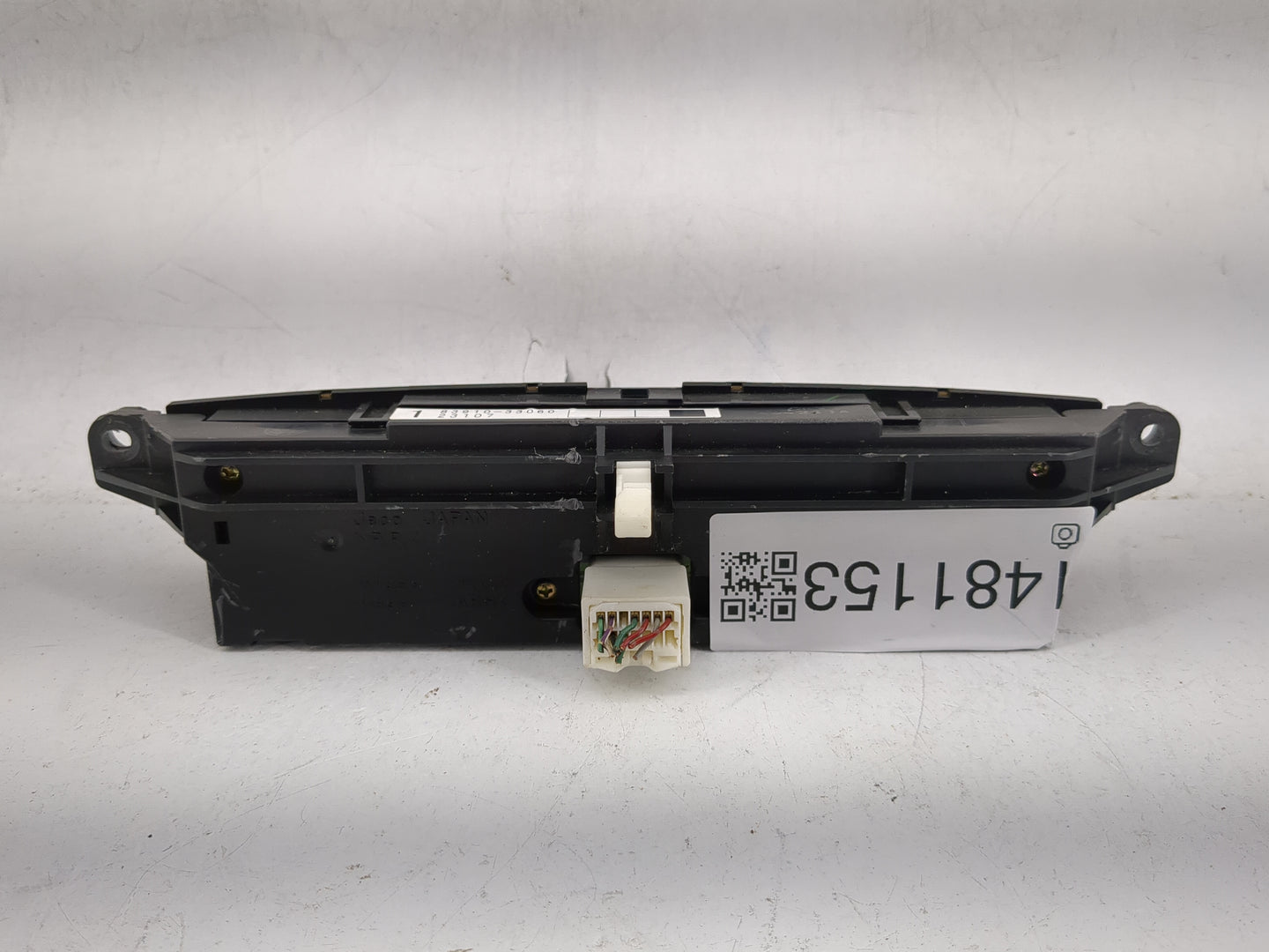 2002 Toyota Camry Digitial Dash Clock P/N:83910-33060 Fits OEM Used Auto Parts - Oemusedautoparts1.com
