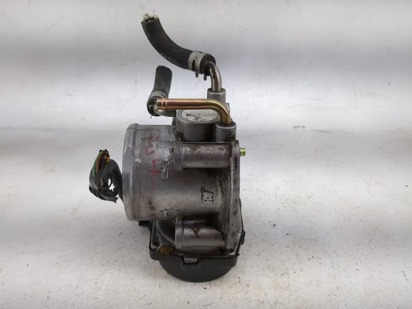 2002-2003 Toyota Camry Throttle Body P/N:22030-0H010 Fits Fits 2002 2003 OEM Used Auto Parts - Oemusedautoparts1.com