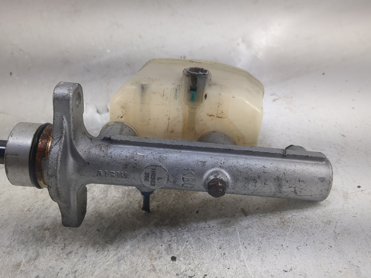 2002 Toyota Camry Brake Master Cylinder 1497019 - Oemusedautoparts1.com