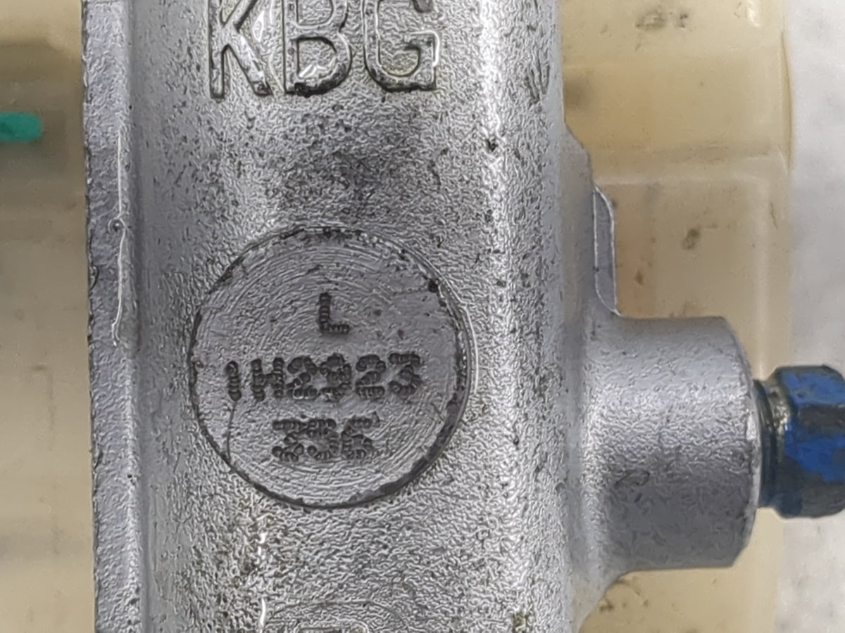 2002 Toyota Camry Brake Master Cylinder 1497019 - Oemusedautoparts1.com