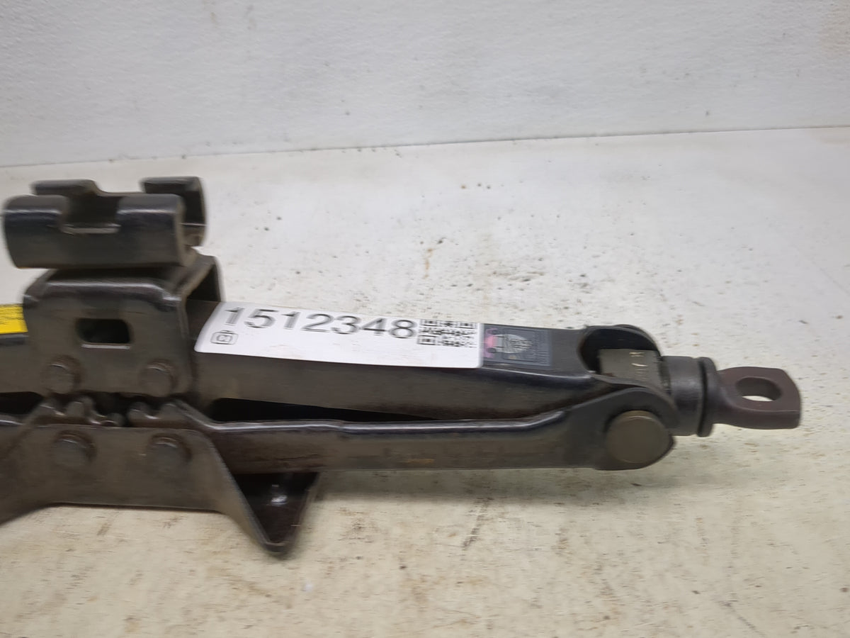 2002 Toyota Camry Spare Scissor Car Jack - Oemusedautoparts1.com