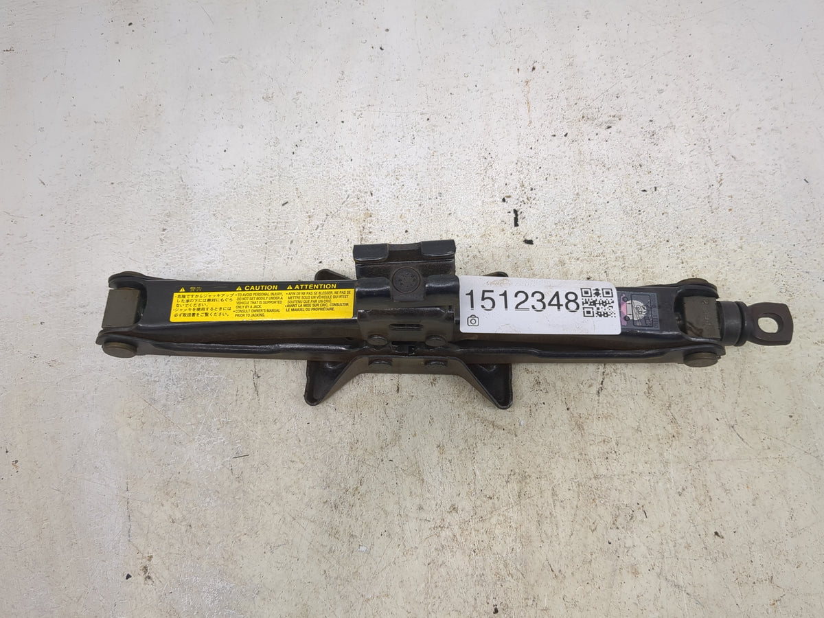 2002 Toyota Camry Spare Scissor Car Jack - Oemusedautoparts1.com
