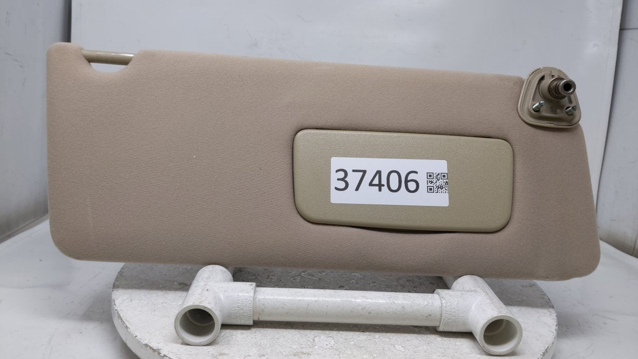 2002 Toyota Camry Sun Visor Shade Replacement Passenger Right Mirror Fits OEM Used Auto Parts - Oemusedautoparts1.com