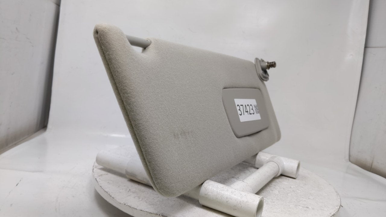 2002 Toyota Camry Sun Visor Shade Replacement Passenger Right Mirror Fits OEM Used Auto Parts - Oemusedautoparts1.com