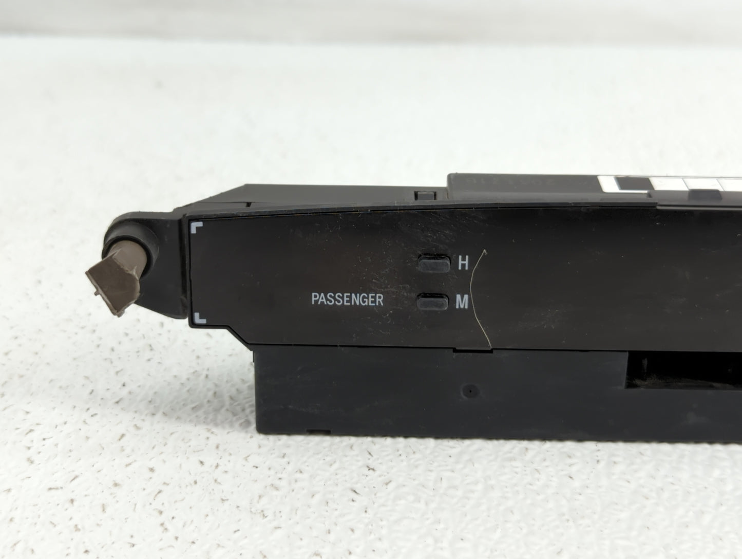 TOYOTA CAMRY CENTER DASH DIGITAL CLOCK - Oemusedautoparts1.com